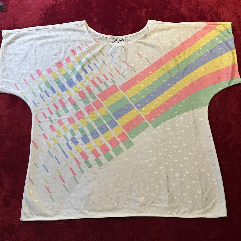 Vintage Vera Neumann Rainbow Geometric Dolman Top‎ White Metallic Silver Size 18